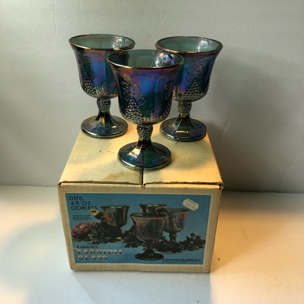 Indiana Glass Carnival Harvest Goblets x 3